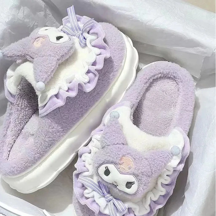 Charming Cartoon Plush Slippers