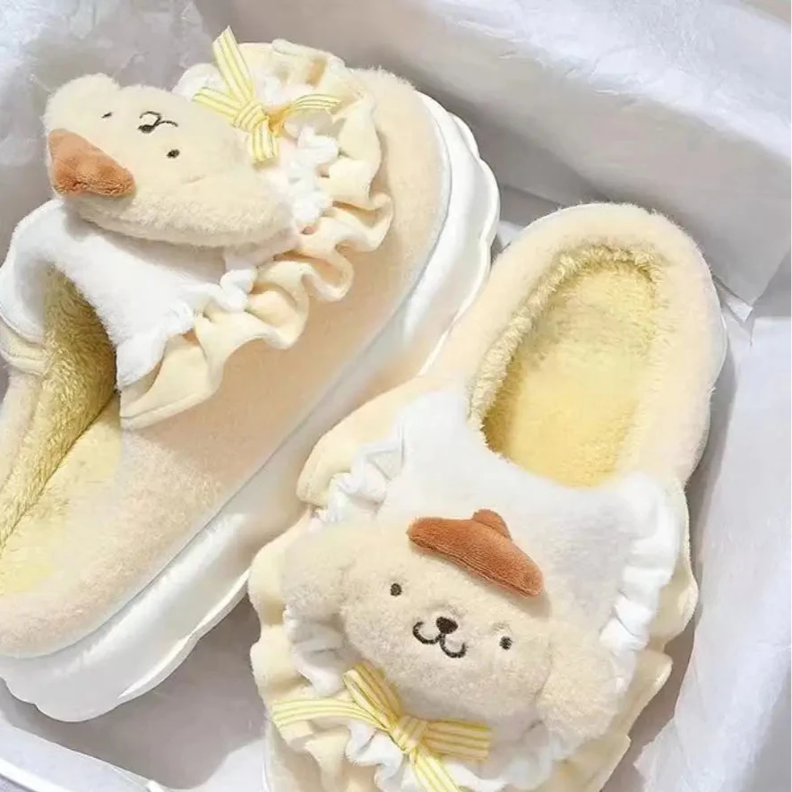 Charming Cartoon Plush Slippers